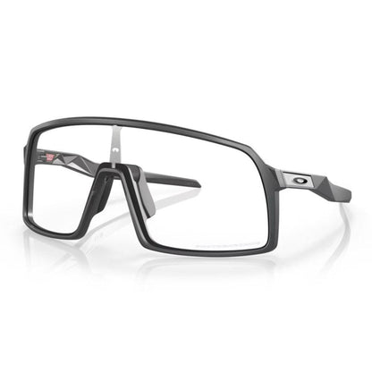 Köp Oakley Sutro från TacNGear